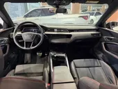 Audi Q8 Sportback E-tron - Miniatura 9
