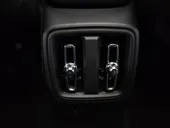 Volvo XC40 Recharge - Miniatura 17