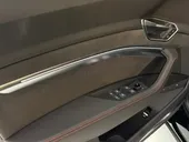 Audi Q8 E-tron - Miniatura 8