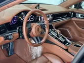 Porsche Panamera - Miniatura 3