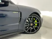 Porsche Panamera - Miniatura 10