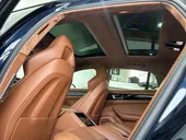 Porsche Panamera - Miniatura 11