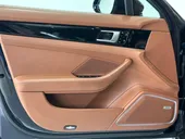 Porsche Panamera - Miniatura 17