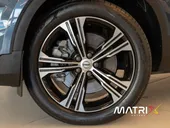 Volvo XC40 Recharge Plug-in Hybrid - Miniatura 3