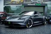 Porsche Taycan - Miniatura 1