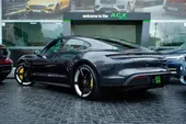 Porsche Taycan - Miniatura 2