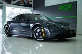 Porsche Taycan - Miniatura 5