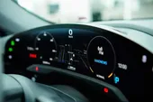 Porsche Taycan - Miniatura 11
