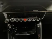 Peugeot E-2008 - Miniatura 18