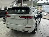 Mitsubishi Outlander Plug-in Hybrid - Miniatura 3