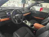 Mitsubishi Outlander Plug-in Hybrid - Miniatura 9