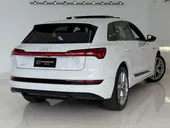 Audi E-tron - Miniatura 6