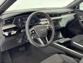 Audi E-tron - Miniatura 11