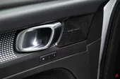 Volvo XC40 Recharge - Miniatura 20