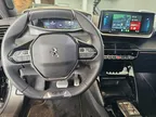 Peugeot E-2008 - Miniatura 17