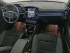 Volvo XC40 Recharge - Miniatura 12