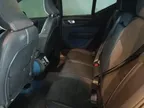 Volvo XC40 Recharge - Miniatura 10