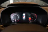 Volvo XC40 Recharge Plug-in Hybrid - Miniatura 8