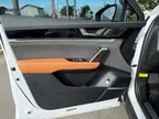 BYD Tang - Miniatura 16
