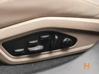 Porsche Taycan - Miniatura 10