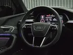 Audi Q8 E-tron - Miniatura 13