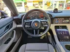 Porsche Taycan - Miniatura 9
