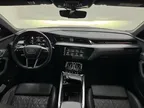 Audi E-tron - Miniatura 17