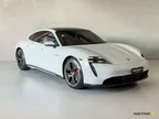 Porsche Taycan - Miniatura 6