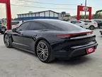 Porsche Taycan - Miniatura 8