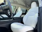 Tesla Model Y - Miniatura 8