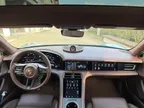 Porsche Taycan - Miniatura 17