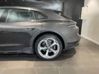 Porsche Taycan - Miniatura 5