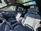 Audi Q8 Sportback E-tron - Miniatura 15