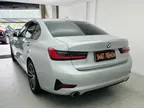 BMW 330e Plug-in Hybrid - Miniatura 10