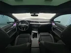 Audi Q8 Sportback E-tron - Miniatura 6