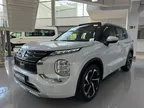 Mitsubishi Outlander Plug-in Hybrid - Miniatura 3