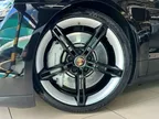 Porsche Taycan - Miniatura 14