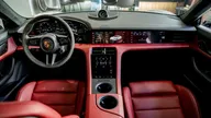 Porsche Taycan - Miniatura 20