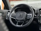 Volvo XC40 Recharge - Miniatura 16