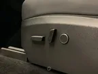 Tesla Model Y - Miniatura 2