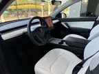Tesla Model Y - Miniatura 6