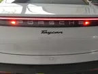 Porsche Taycan - Miniatura 7