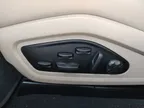 Porsche Taycan - Miniatura 12