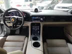 Porsche Taycan - Miniatura 17
