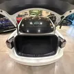 Tesla Model 3 - Miniatura 5
