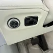 Mercedes Eqe 300 - Miniatura 10
