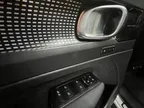 Volvo XC40 Recharge - Miniatura 16
