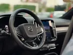 Volvo XC40 Recharge - Miniatura 2