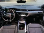 Audi Q8 E-tron - Miniatura 3