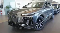 Foto de um audi q6 e-tron.